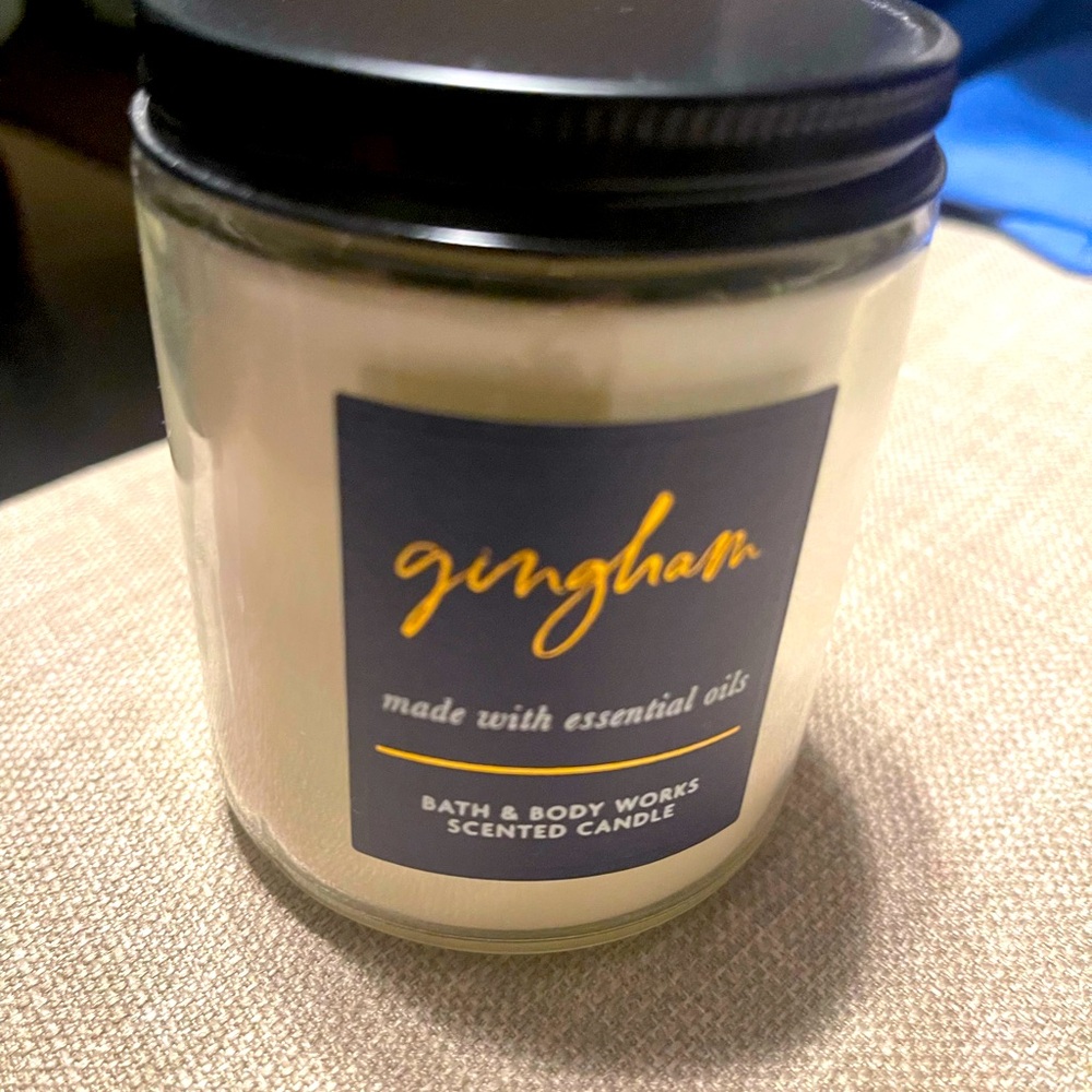 Bath & Body Works Gingham Scented Candle - White